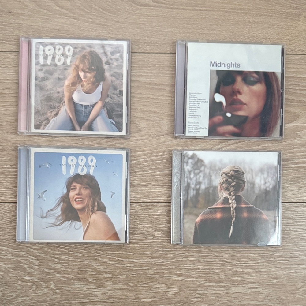 Taylor Swift CD Collection - USED!!! BUT THEY ALL WORK!!!